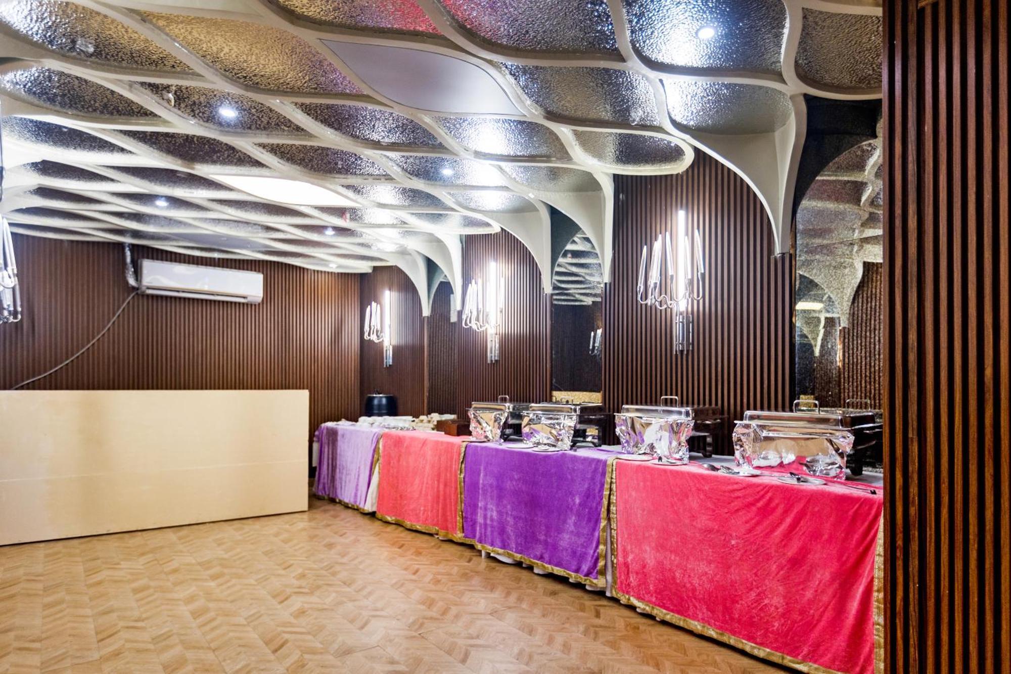 The Grand Vikalp By Saga Hotels Nueva Delhi Exterior foto