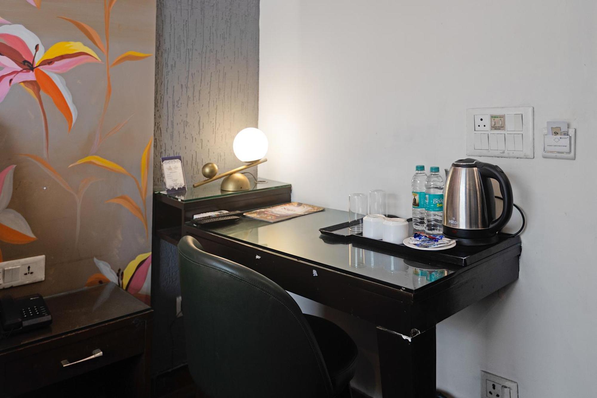 The Grand Vikalp By Saga Hotels Nueva Delhi Exterior foto