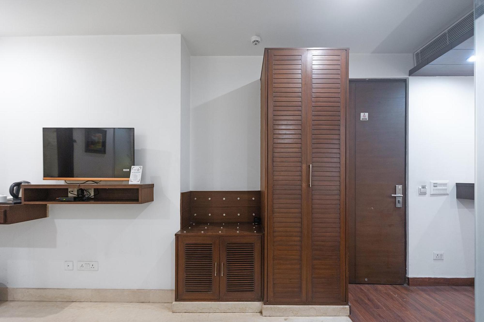The Grand Vikalp By Saga Hotels Nueva Delhi Exterior foto