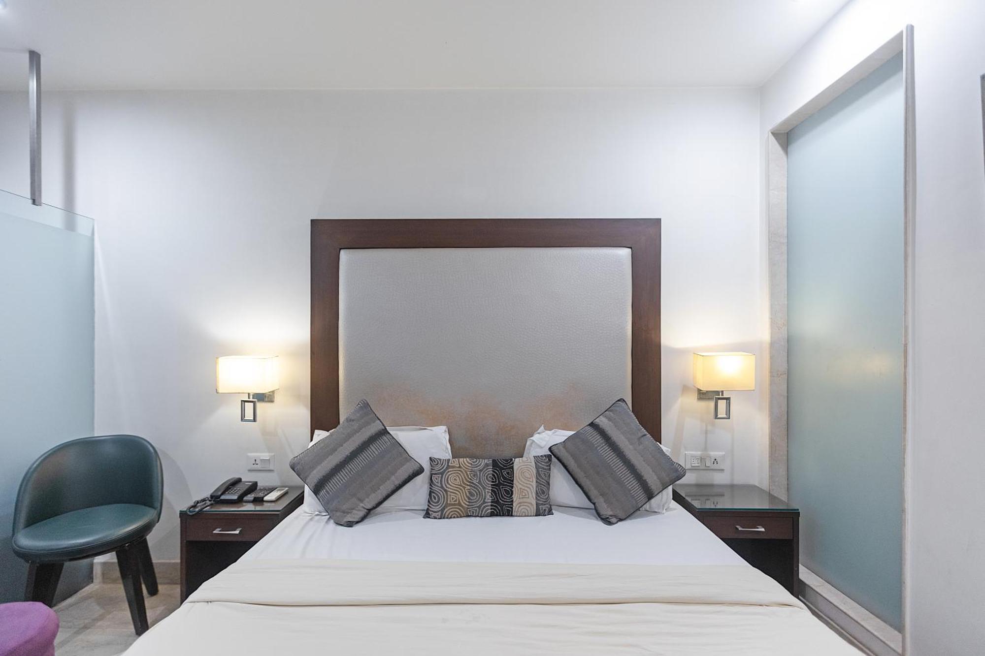 The Grand Vikalp By Saga Hotels Nueva Delhi Exterior foto