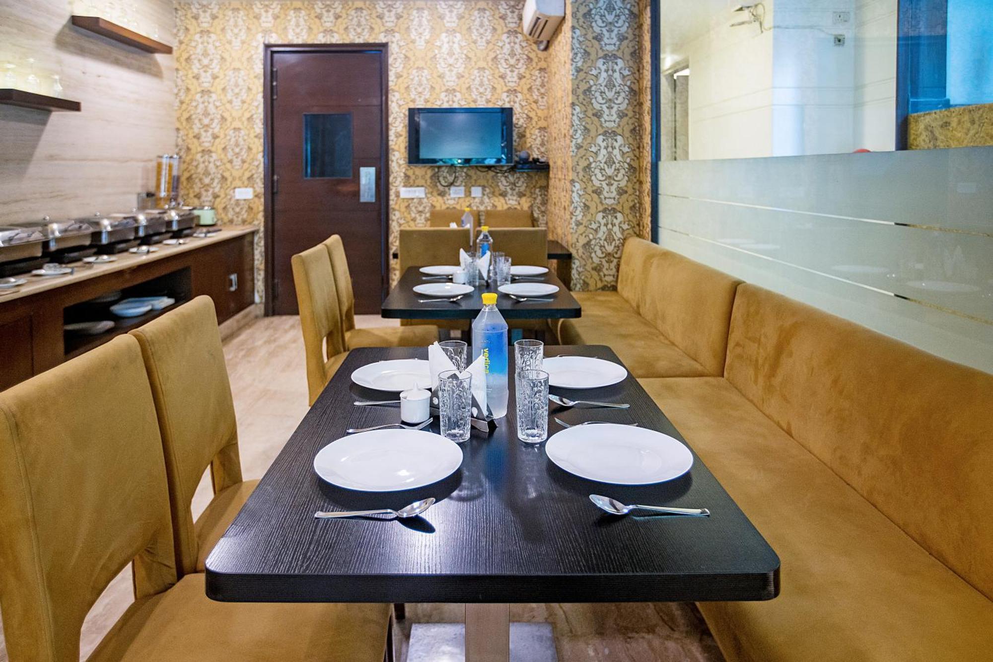 The Grand Vikalp By Saga Hotels Nueva Delhi Exterior foto