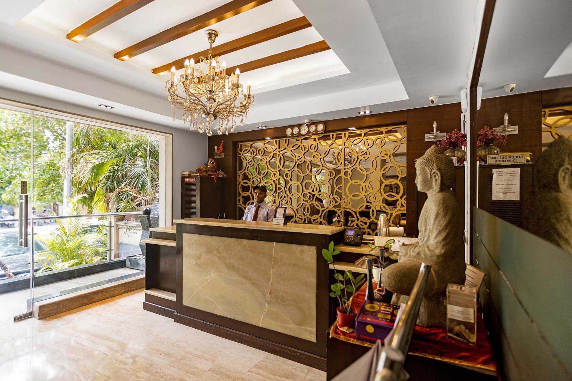 The Grand Vikalp By Saga Hotels Nueva Delhi Exterior foto