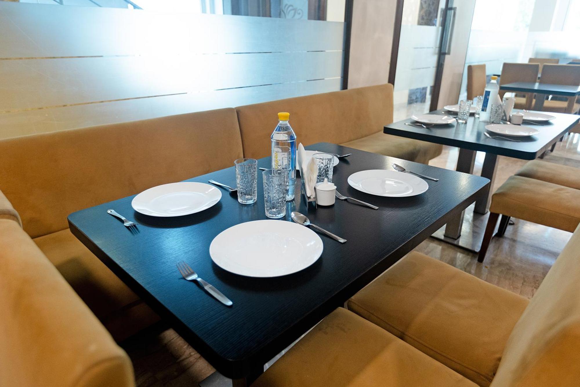 The Grand Vikalp By Saga Hotels Nueva Delhi Exterior foto