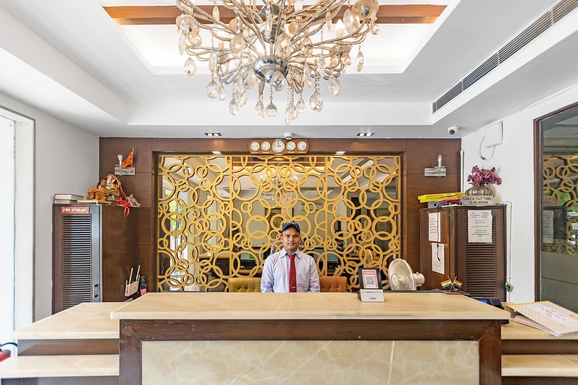 The Grand Vikalp By Saga Hotels Nueva Delhi Exterior foto